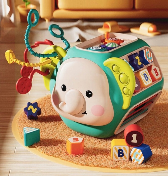 ZABAWKA INTERAKTYWNA KOSTKA MANIPULACYJNA SŁONIK ZE ŚWIATEŁKIEM I DŹWIĘKAMI