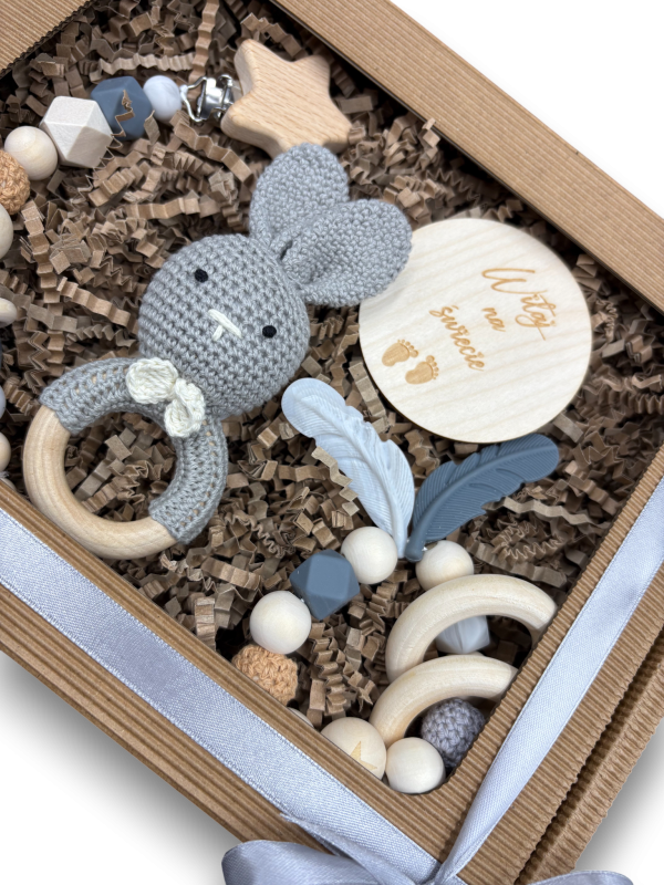 Witaj na świecie zestaw prezentowy na narodziny dziecka ekologiczny babybox poony