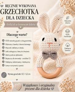beżowy króliczek grzechotka.png