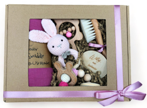 prezent dla dziecka dziewczynki zestaw baby box poony