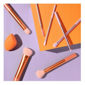 Pędzle i gąbka do makijażu Real Techniques level up brush + sponge set 8 el