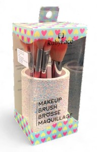 PĘDZLE DO MAKIJAŻU Komplet pięciu pędzli + brokatowy kubeczek RUBY FACE